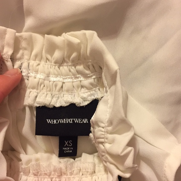 SOLD! Who What Wear sheer blouse - Picture 4 of 4